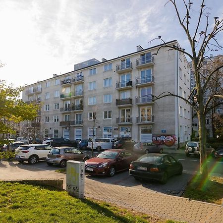 Shortstaypoland Plac Dabrowskiego B140 وارسو المظهر الخارجي الصورة